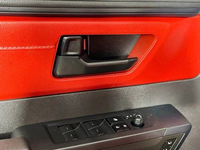 2025 Toyota Sequoia — photo 14 view