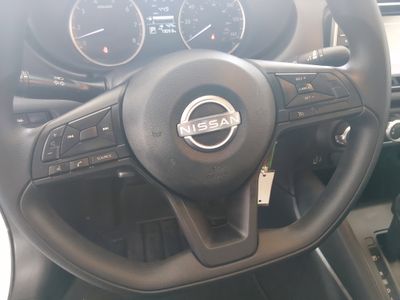 2023 Nissan Versa - Photo 12