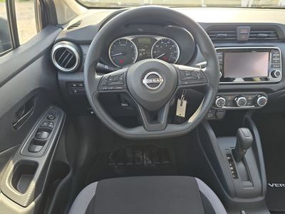 2025 Nissan Versa — photo 14 view