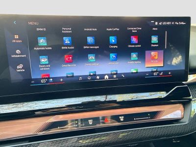 2026 BMW 5 Series — photo 30 view
