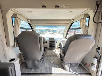 2024 Thor Motor Coach Axis - Photo 6