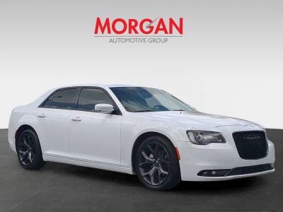 2021 Chrysler 300 — side profile view