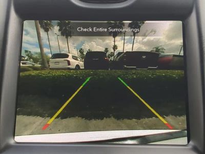 2021 Chrysler 300 — photo 23 view