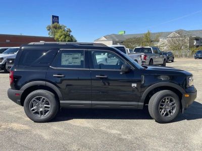 2025 Ford Bronco Sport - Photo 2