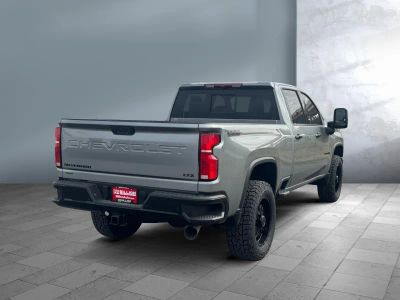 2026 Chevrolet Silverado 3500HD — photo 12 view
