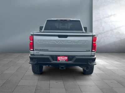 2026 Chevrolet Silverado 3500HD — photo 9 view