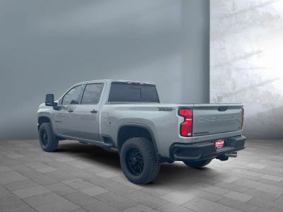2026 Chevrolet Silverado 3500HD — photo 8 view