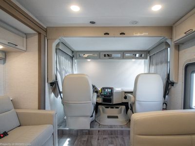 2026 Thor Motor Coach Resonate - Photo 4