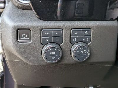 2023 Chevrolet Silverado 1500 — photo 14 view