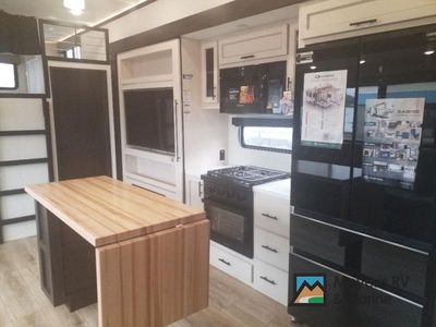 2026 Forest River RV Cherokee Sabre - Photo 5