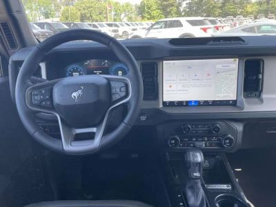 2026 Ford Bronco — photo 10 view