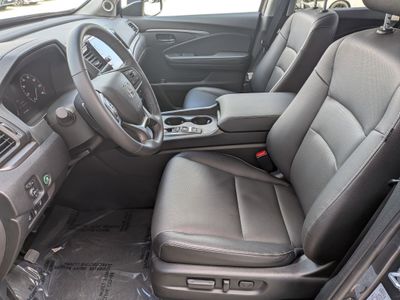 2025 Honda Ridgeline - Photo 11