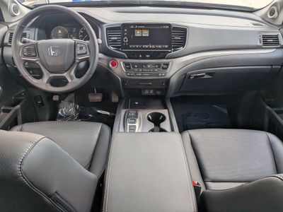 2025 Honda Ridgeline - Photo 24