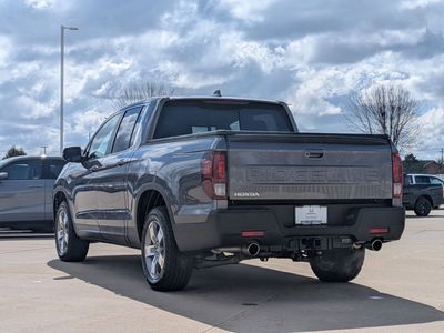2025 Honda Ridgeline - Photo 8