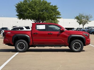 2026 Toyota Tacoma - Photo 3