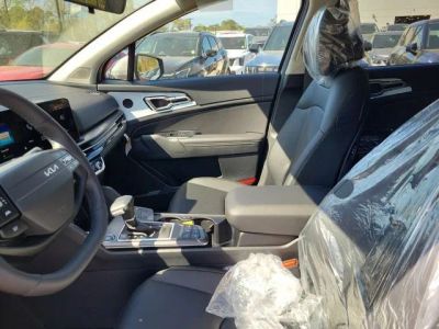 2026 Kia Sportage — photo 8 view