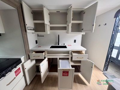 2027 Grand Design Transcend Xplor — photo 12 view