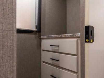 2021 Thor Motor Coach Chateau - Photo 33