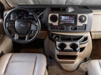 2021 Thor Motor Coach Chateau - Photo 36