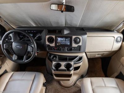 2021 Thor Motor Coach Chateau - Photo 35