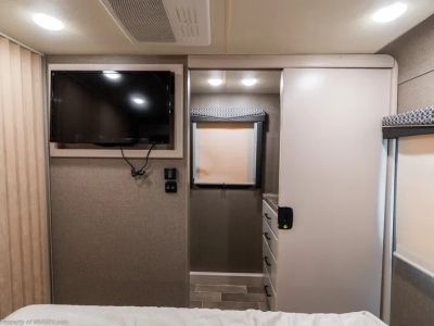 2021 Thor Motor Coach Chateau - Photo 30