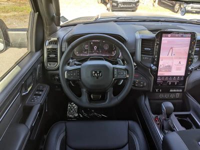 2026 Ram 1500 — photo 16 view
