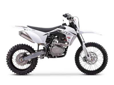2026 SSR Motorsports XD250 — front three-quarter view
