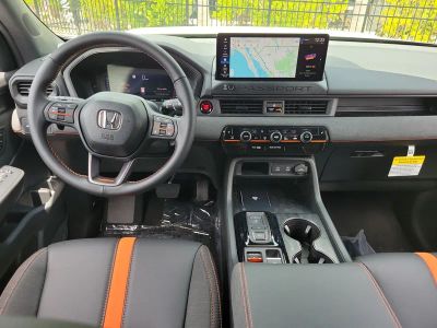 2026 Honda Passport — photo 13 view