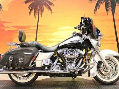 2003 Harley-Davidson® FLHRCI — front three-quarter view