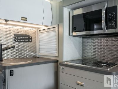 2027 Winnebago View - Photo 12