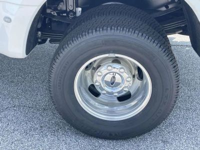 2026 Ford F-350SD - Photo 8