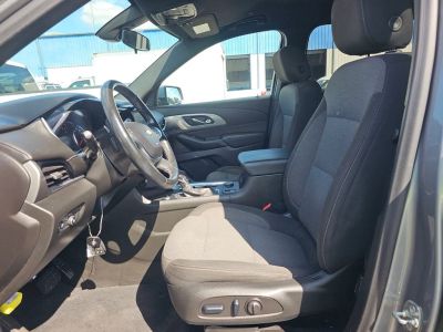 2023 Chevrolet Traverse - Photo 5