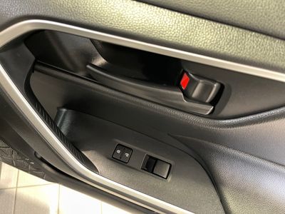 2021 Toyota RAV4 - Photo 21