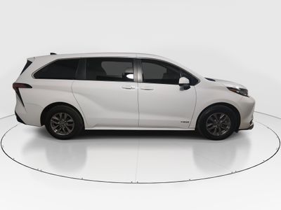 2021 Toyota Sienna - Photo 8