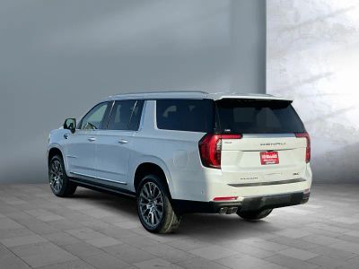 2026 GMC Yukon XL - Photo 3