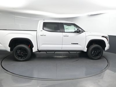 2026 Toyota Tundra SR5 Truck CrewMax - Photo 8