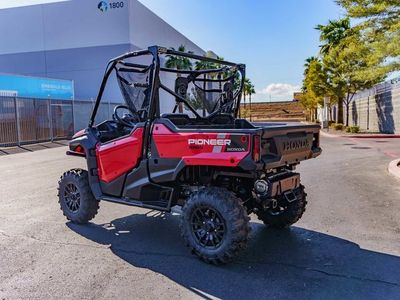 2025 Honda Pioneer 1000 Deluxe - Photo 9