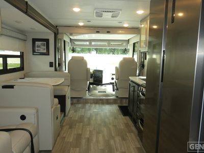 2026 Thor Motor Coach Luminate - Photo 6