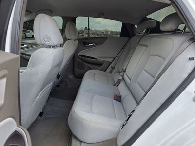 2022 Chevrolet Malibu - Photo 17