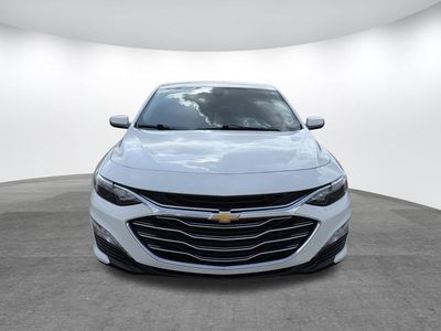 2022 Chevrolet Malibu - Photo 2