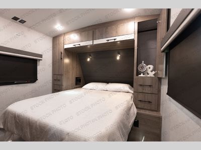 2023 Grand Design Imagine - Photo 7