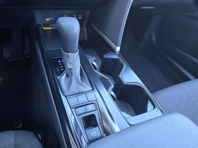 2025 Toyota Camry — photo 14 view