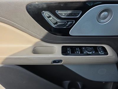 2020 Lincoln Aviator — photo 20 view