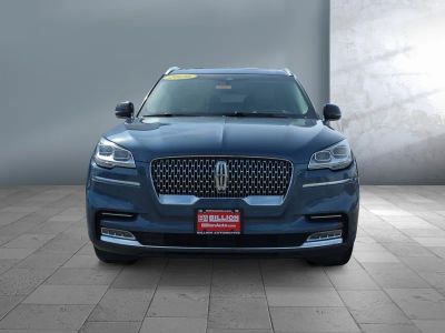 2020 Lincoln Aviator — side profile view