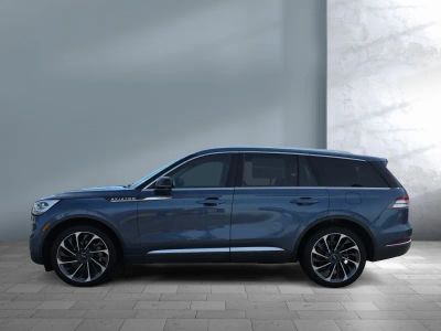 2020 Lincoln Aviator — rear three-quarter view