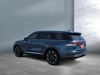 2020 Lincoln Aviator — interior view