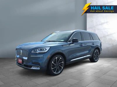 2020 Lincoln Aviator — front three-quarter view