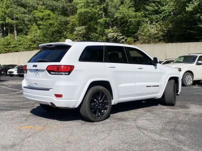 2020 Jeep Grand Cherokee - Photo 3