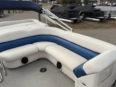 2011 Premier 275 Grand Majestic LTD - Photo 16