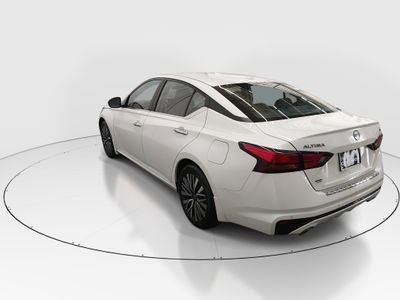 2023 Nissan Altima — detail view